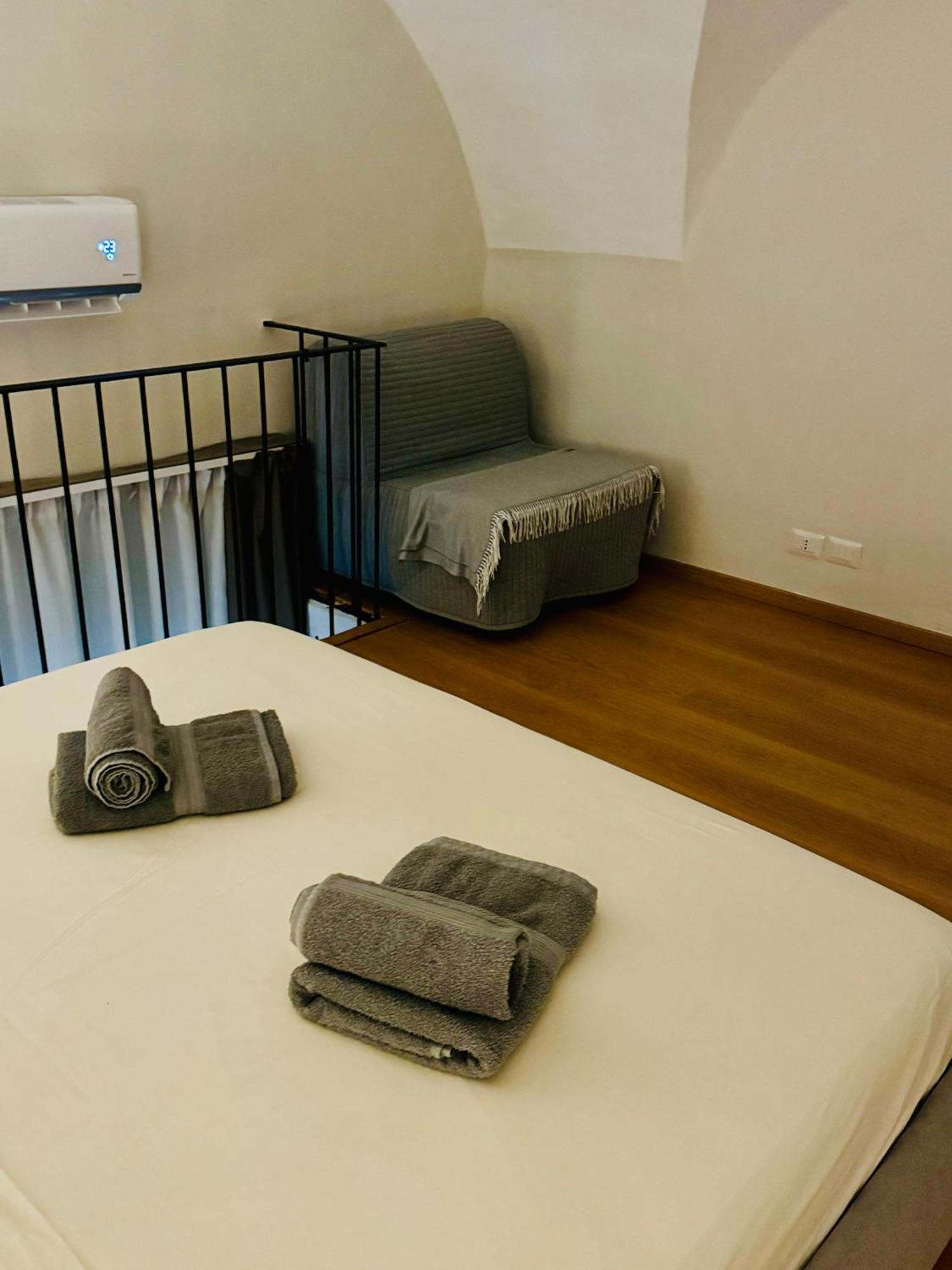 Almond Apartment คาตาเนีย ภายนอก รูปภาพ